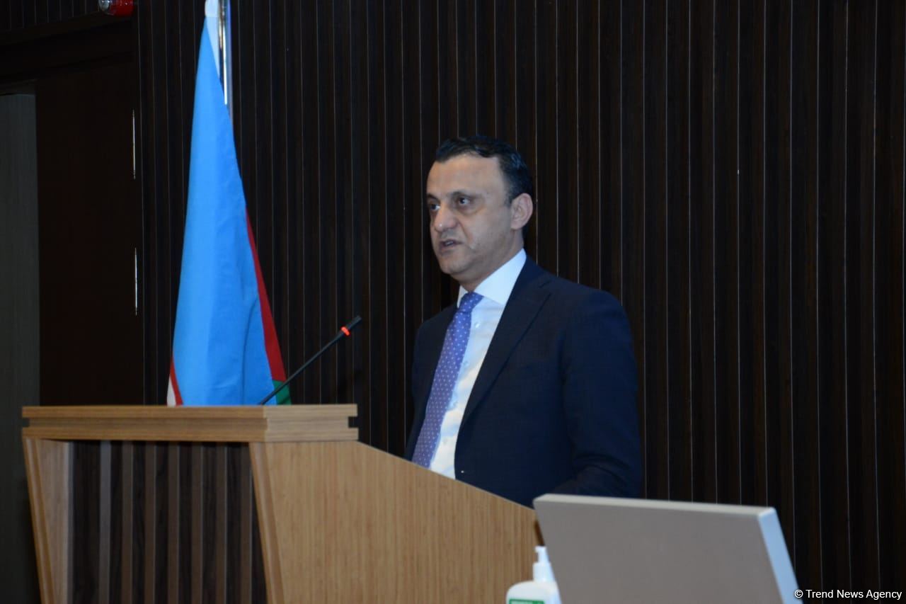 İcbari Tibbi Sığorta üzrə Dövlət Agentliyi brifinq keçirib (FOTO/VİDEO)