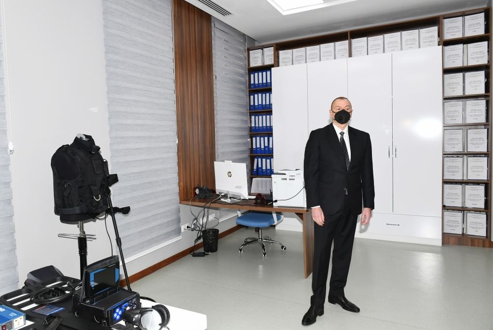 Prezident İlham Əliyev Baş Prokurorluğun yeni inzibati bina kompleksinin açılışında iştirak edib (FOTO/VİDEO) (YENİLƏNİB)