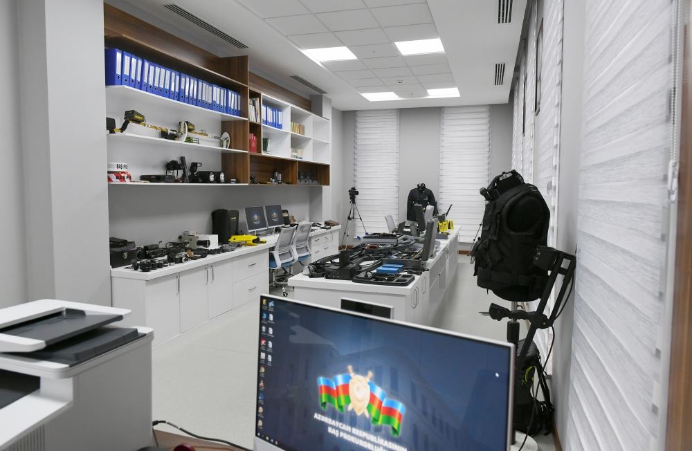 Baş Prokurorluğun yeni binasına media-tur təşkil olunub (FOTO)