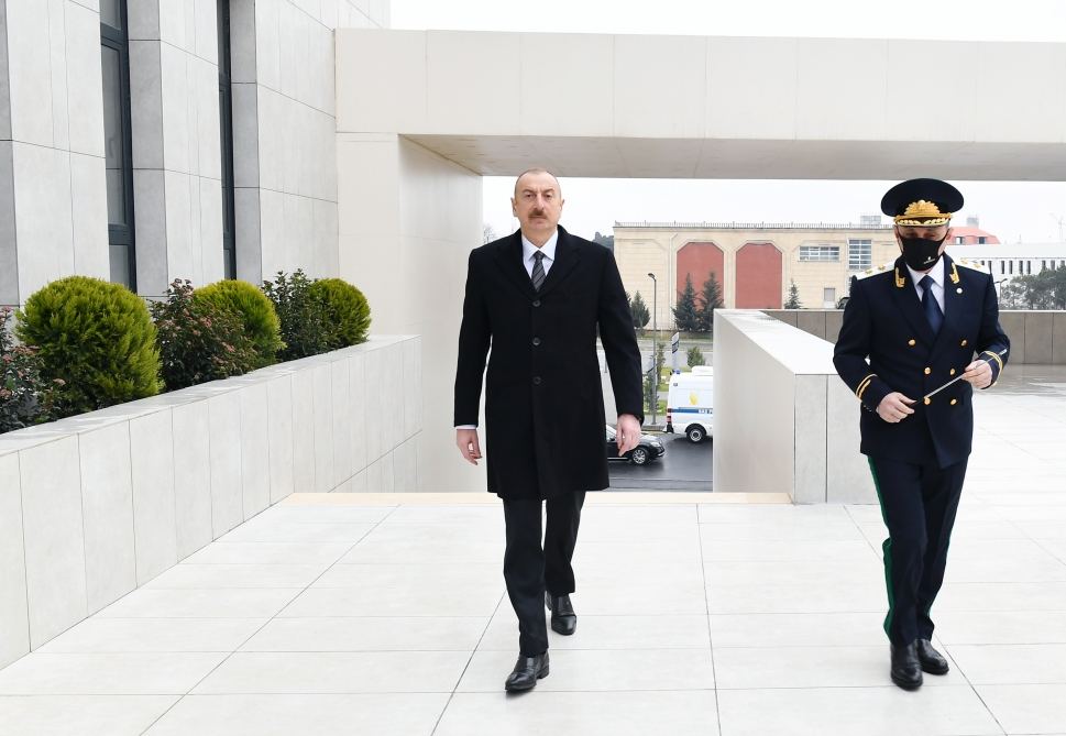 Prezident İlham Əliyev Baş Prokurorluğun yeni inzibati bina kompleksinin açılışında iştirak edib (FOTO/VİDEO) (YENİLƏNİB)