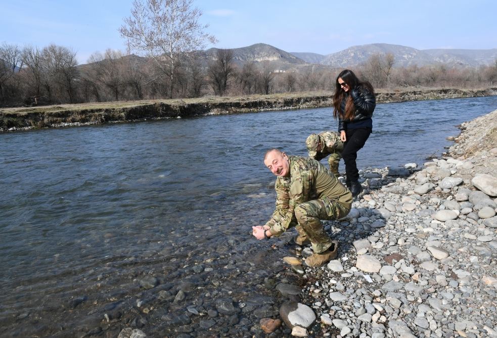Prezident İlham Əliyev və birinci xanım Mehriban Əliyeva Füzuli, Zəngilan, Laçın və Cəbrayıl rayonlarında olublar (FOTO/VİDEO) (YENİLƏNİB)