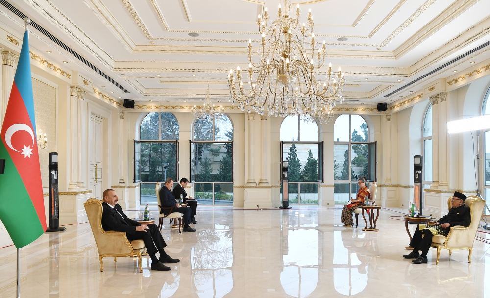 Prezident İlham Əliyev İndoneziyanın yeni təyin olunmuş səfirinin etimadnaməsini qəbul edib (FOTO/VİDEO) (YENİLƏNİB)