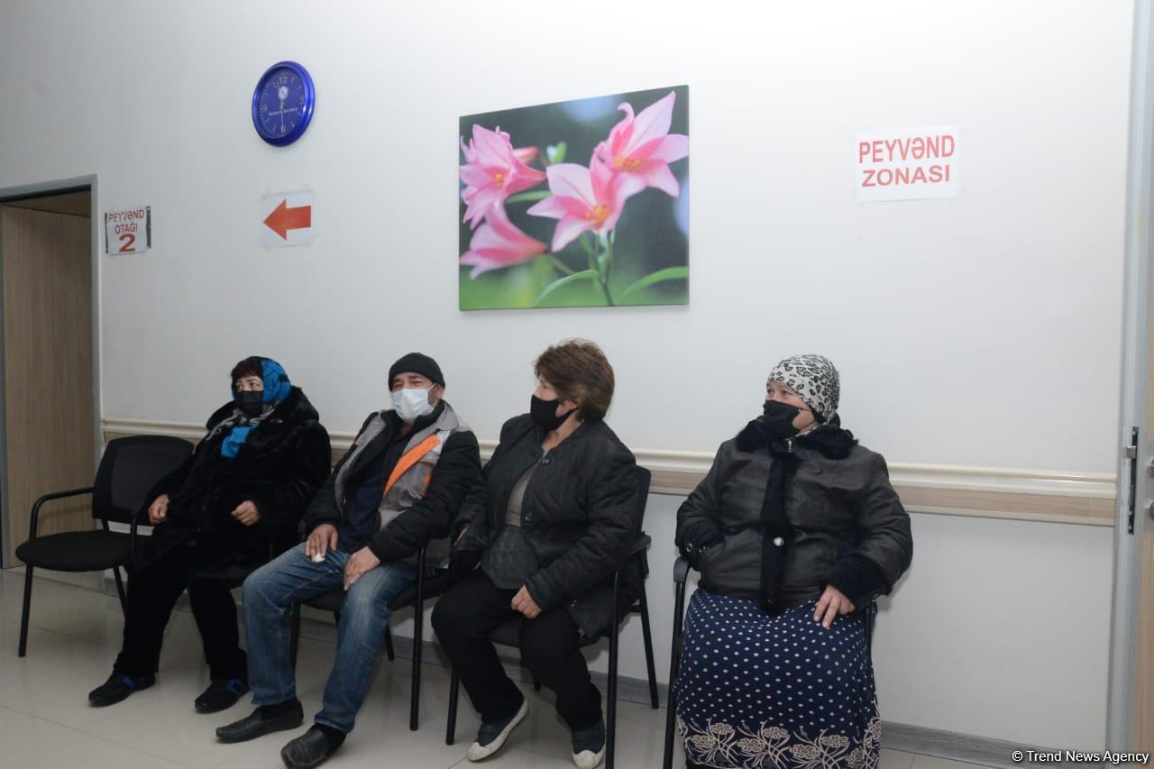 Ölkədə vaksinasiya prosesi davam edir - Poliklinikadan FOTOREPORTAJ