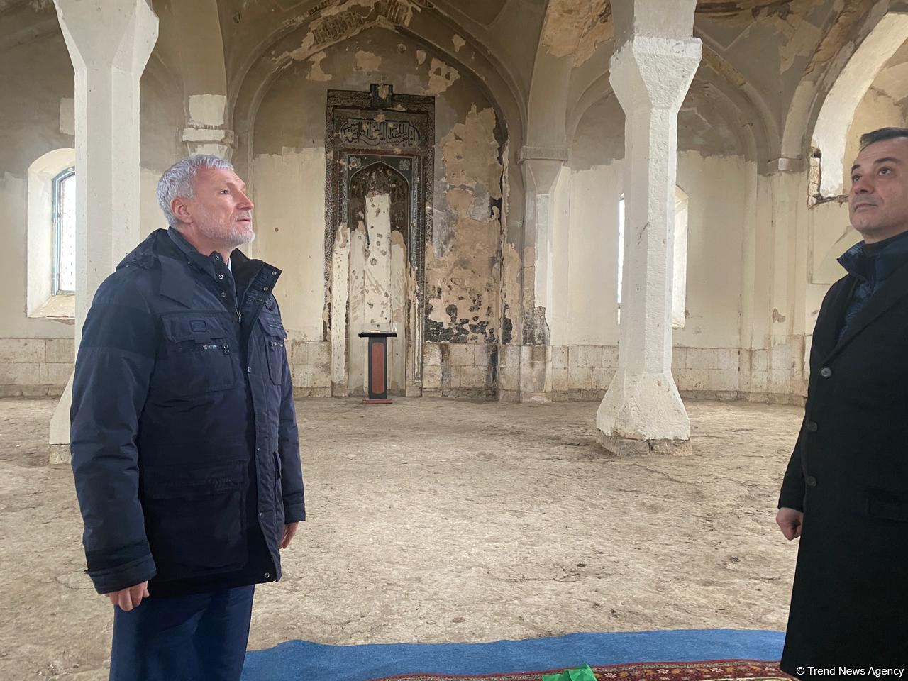 Rusiyalı deputat Bərdədən sonra Ağdama gedib (FOTO)