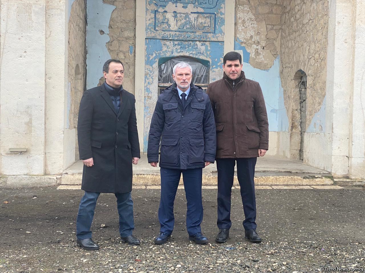 Rusiyalı deputat Bərdədən sonra Ağdama gedib (FOTO)