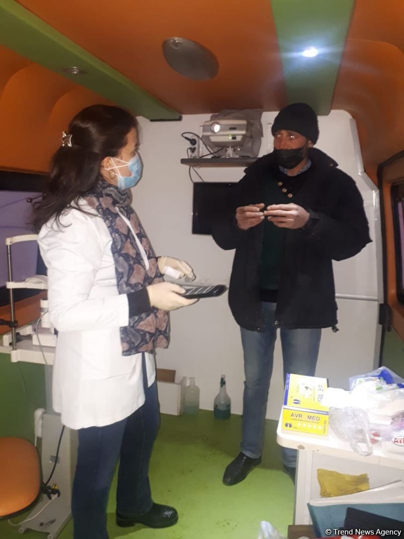 Deputat Sevil Mikayılovanın təşəbbüsü ilə Xaçmazda səyyar göz müayinəsi keçirilib (FOTO)