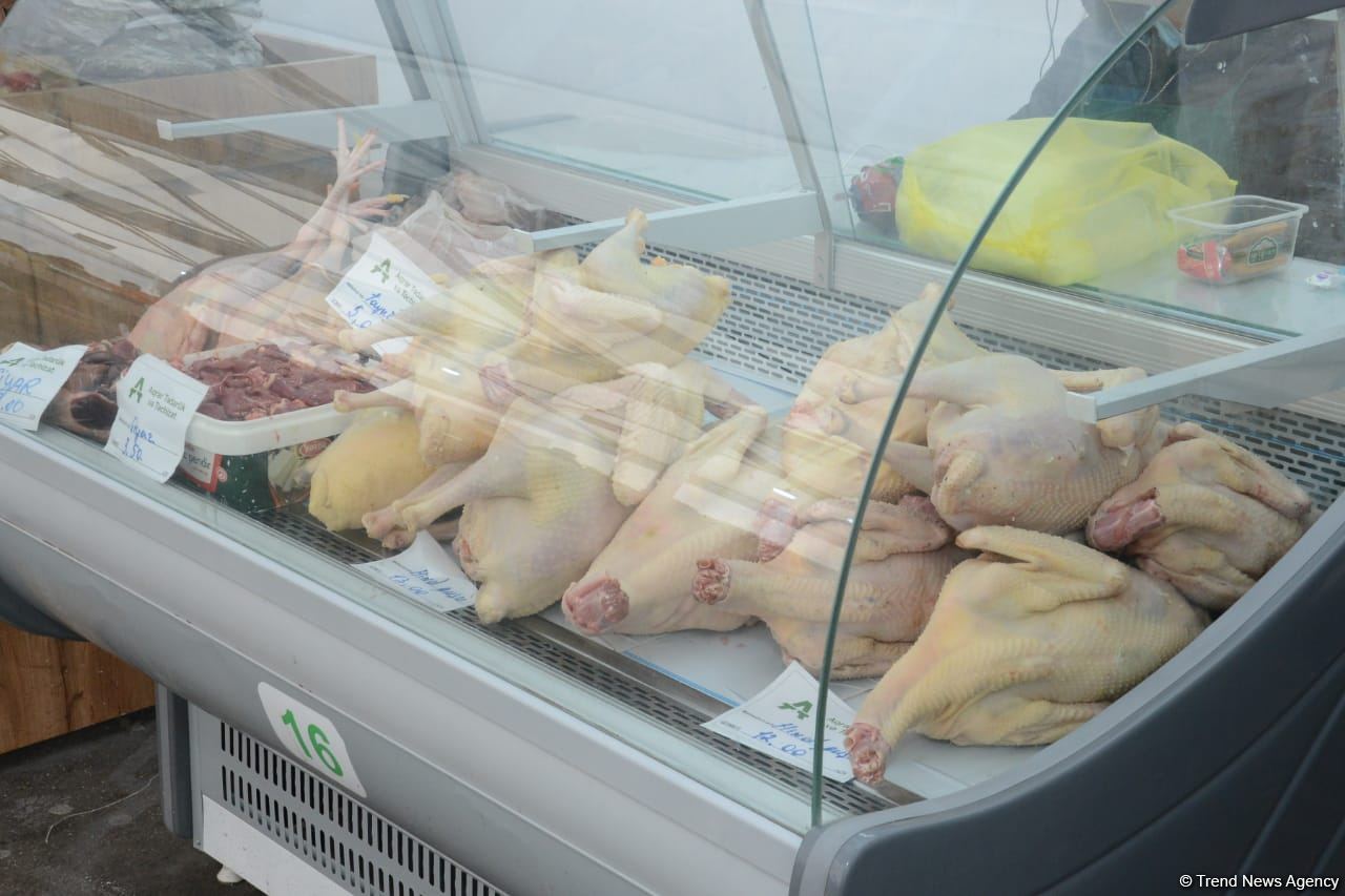 Bakıda yarmarkalar keçirilir: Bəs qiymətlər necədir? (FOTO/VİDEO)
