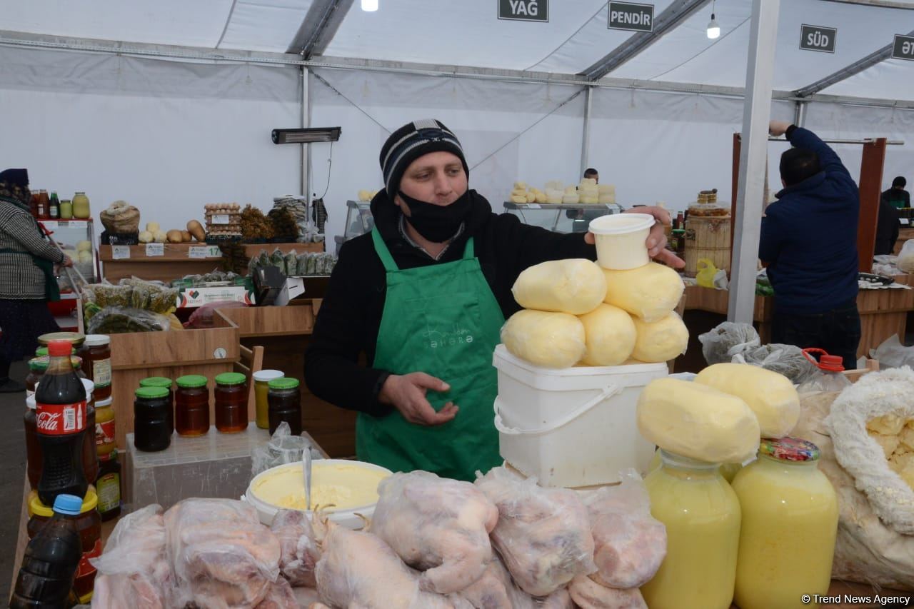Bakıda yarmarkalar keçirilir: Bəs qiymətlər necədir? (FOTO/VİDEO)