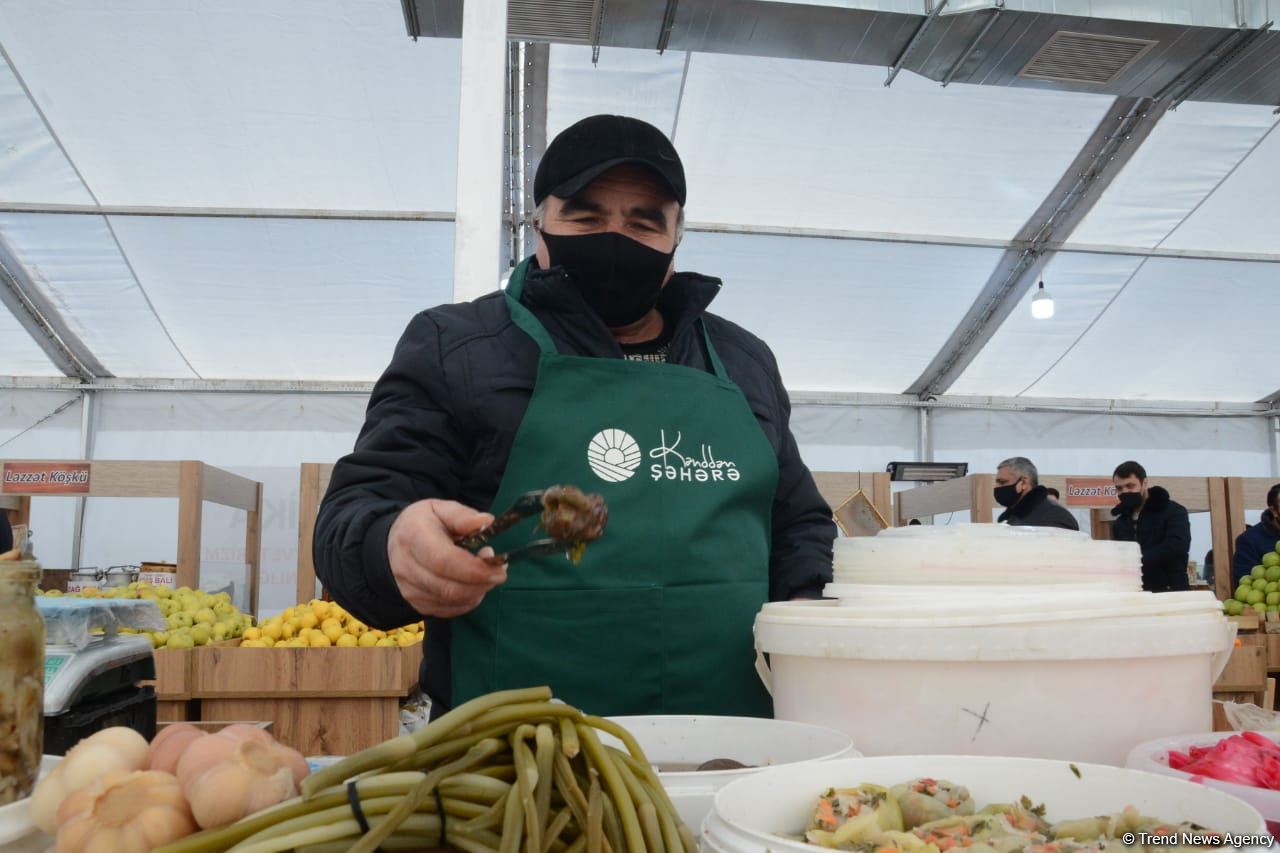 Bakıda yarmarkalar keçirilir: Bəs qiymətlər necədir? (FOTO/VİDEO)