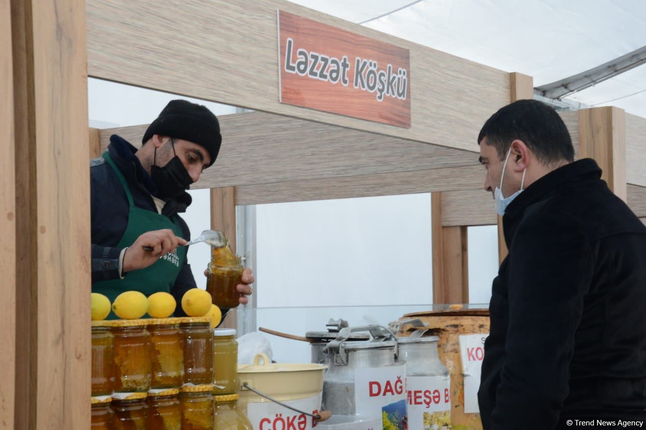 Bakıda yarmarkalar keçirilir: Bəs qiymətlər necədir? (FOTO/VİDEO)