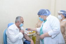 Siyasi partiya nümayəndələri vaksinasiya olunur (FOTO/VİDEO)