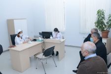 Siyasi partiya nümayəndələri vaksinasiya olunur (FOTO/VİDEO)
