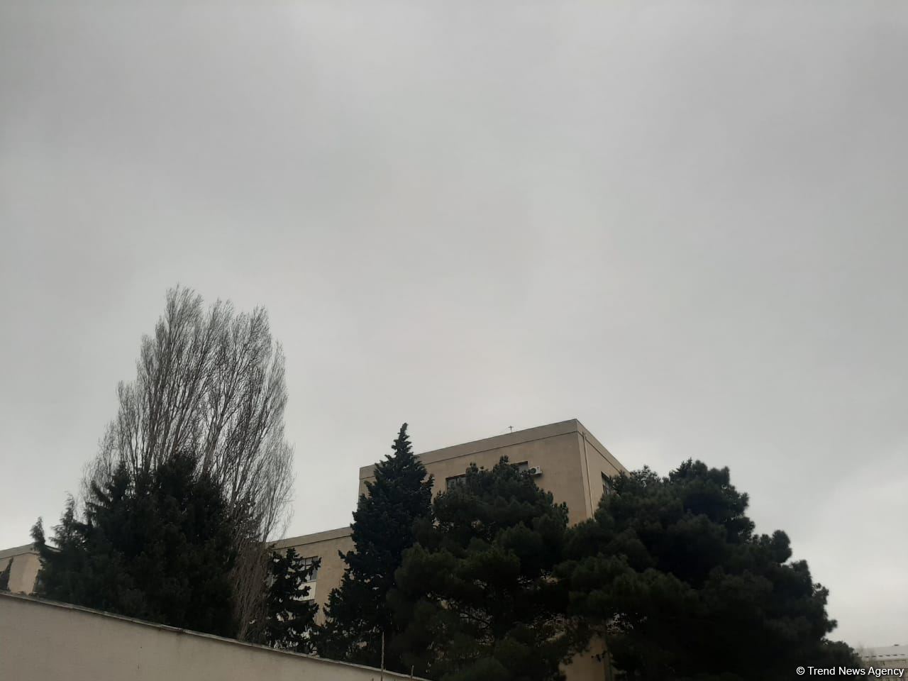 Bakıda hava dəyişməyə başladı (FOTO)