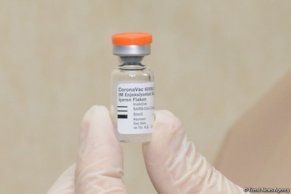 Siyasi partiya nümayəndələri vaksinasiya olunur (FOTO/VİDEO)