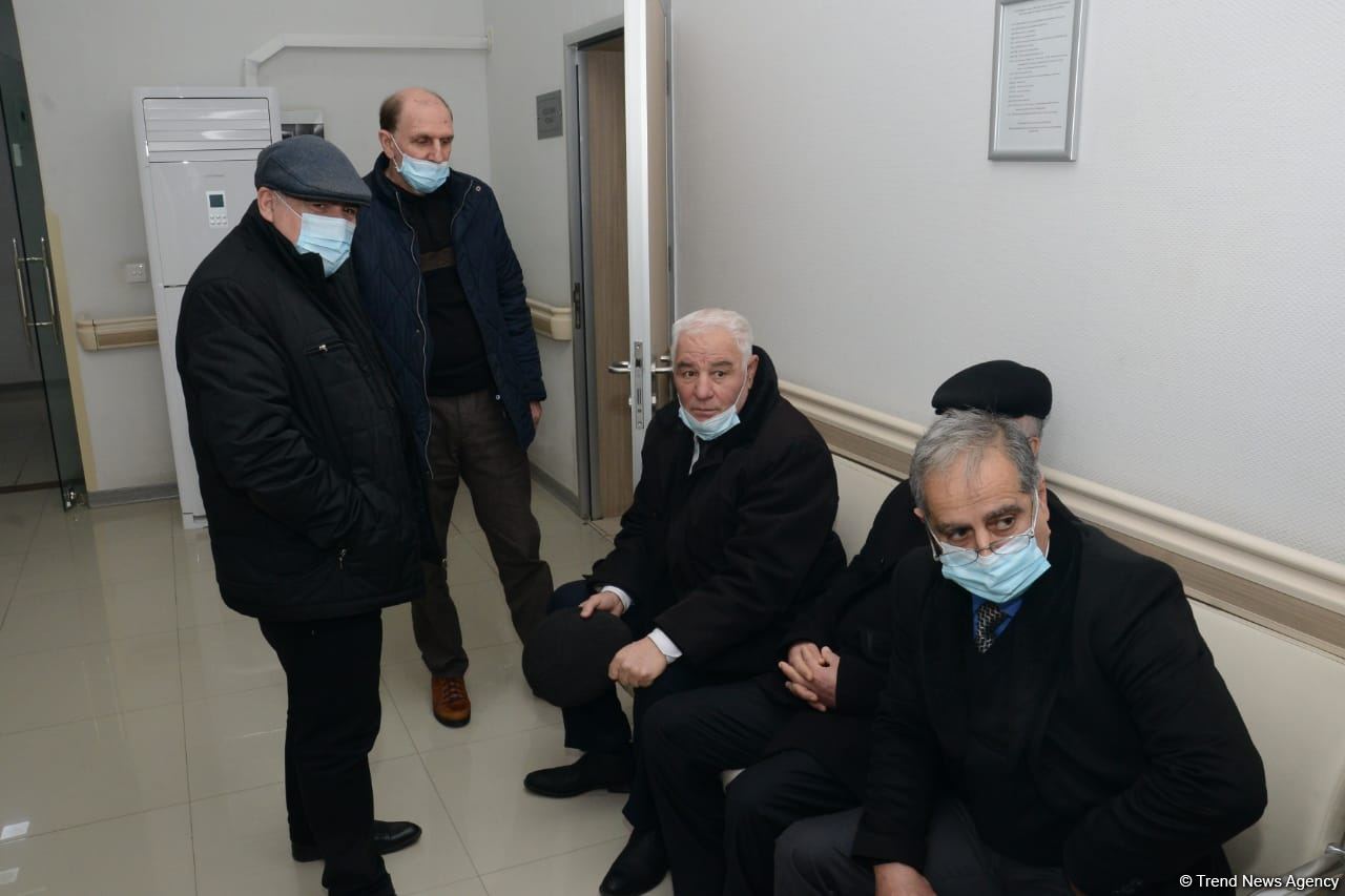 Siyasi partiya nümayəndələri vaksinasiya olunur (FOTO/VİDEO)