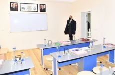 Prezident İlham Əliyev Ramanada şəhid ailələri və müharibə əlillərinə mənzillərin təqdim olunması mərasimində iştirak edib (FOTO) (YENİLƏNİB)