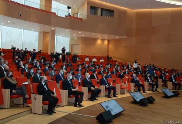 Dünyaca məşhur fotoqraf Reza Deqati Xocalı faciəsi barədə fotofaktları təqdim edib