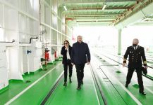 Prezident İlham Əliyev və birinci xanım Mehriban Əliyeva “Ro-Pax” tipli “Akademik Zərifə Əliyeva” gəmi-bərəsinin suya salınması və eyni təyinatlı “Azərbaycan” gəmi-bərəsinin istismara verilməsi mərasimlərində iştirak ediblər (FOTO/VİDEO) (YENİLƏNİB-2)