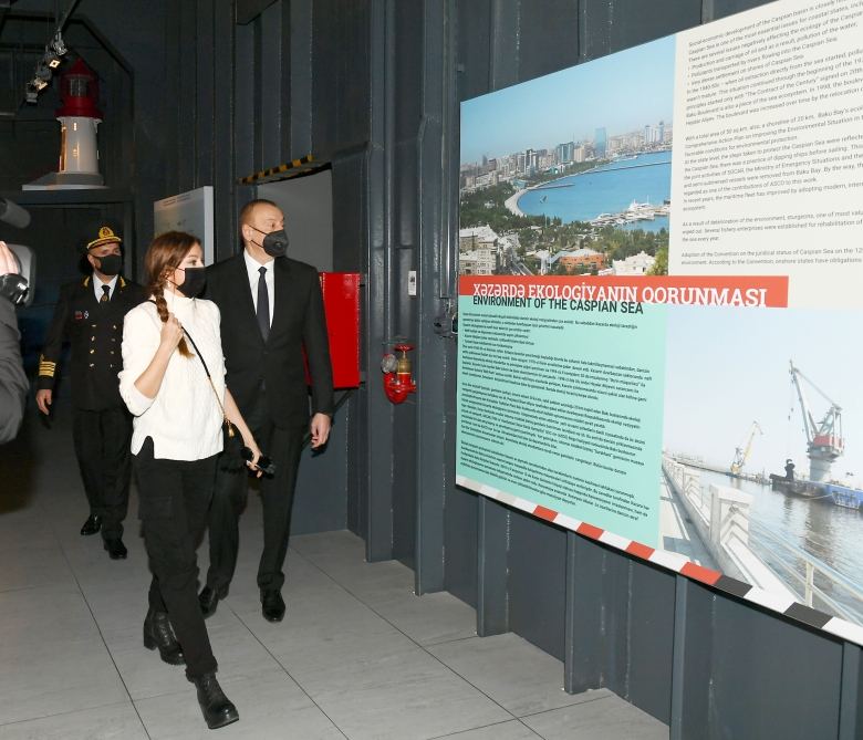 Prezident İlham Əliyev və birinci xanım Mehriban Əliyeva “Suraxanı” tanker-muzeyinin açılışında iştirak ediblər (FOTO/VİDEO) (YENİLƏNİB-2)