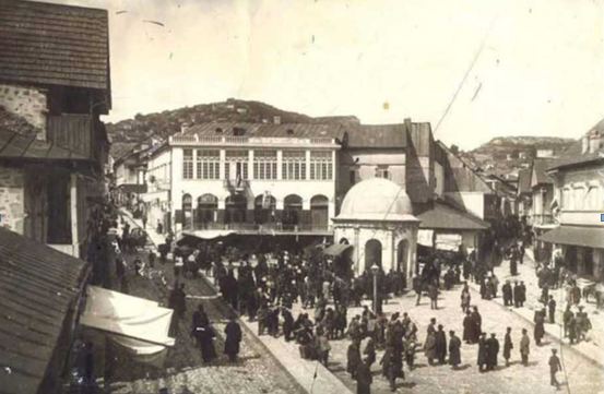 Qədim Şuşada sənətkarlıq: Xalçaçılıq, zərgərlik, papaqçılıq, çəkməçilik, dərzilik... (FOTO)