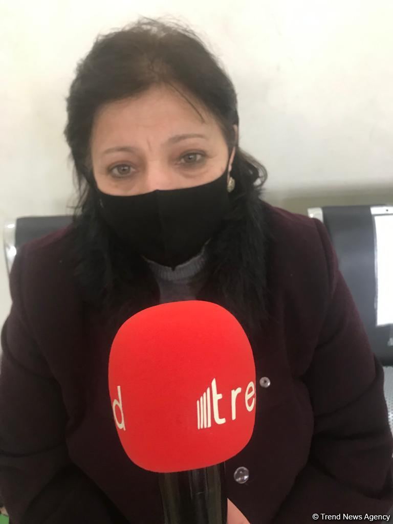 Şəkər xəstəsi olmağıma baxmayaraq, vaksin vurdurmaq istəyirdim - Vaksinasiyadan keçən müəllim - FOTO