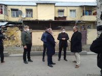 Xarici ekspertlər Tərtərdə ermənilərin dağıtdığı evlərə baxış keçiriblər (FOTO)