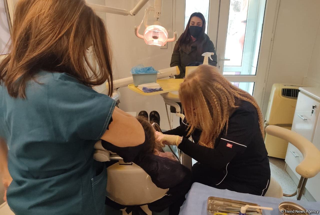Millət vəkili Sevil Mikayılovanın təşəbbüsü ilə Xaçmazda səyyar diş müayinə və müalicəsi keçirilib (FOTO)
