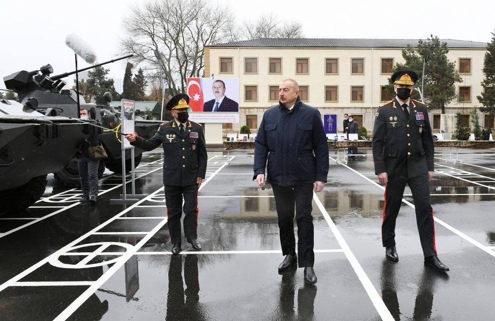Prezident İlham Əliyev Daxili Qoşunların yeni inşa olunan “N” hərbi hissəsinin açılışında iştirak edib (FOTO/VİDEO) (YENİLƏNİB)