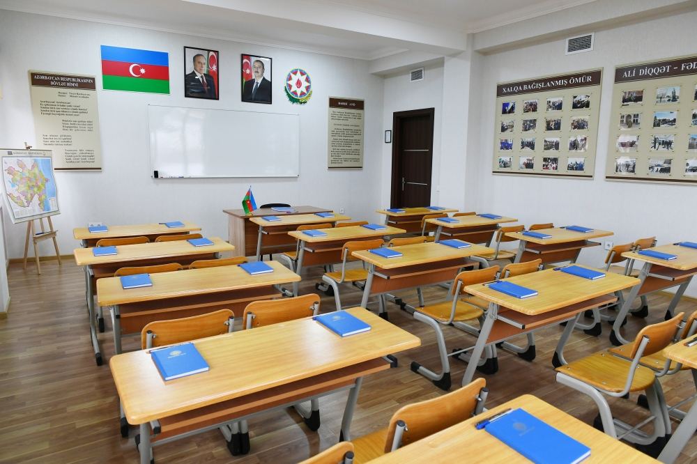 Prezident İlham Əliyev Daxili Qoşunların yeni inşa olunan “N” hərbi hissəsinin açılışında iştirak edib (FOTO/VİDEO) (YENİLƏNİB)