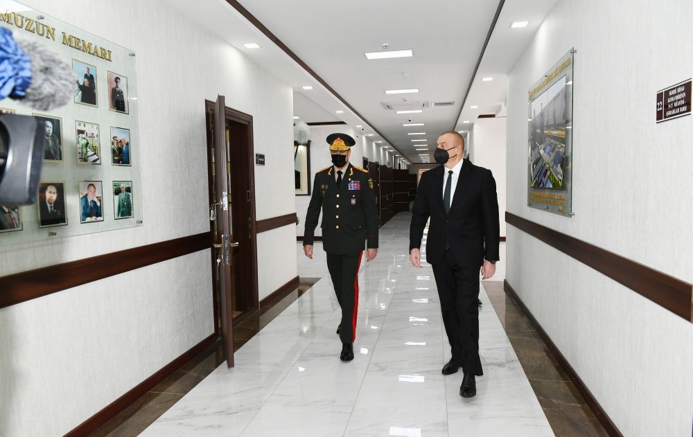 Prezident İlham Əliyev Daxili Qoşunların yeni inşa olunan “N” hərbi hissəsinin açılışında iştirak edib (FOTO/VİDEO) (YENİLƏNİB)
