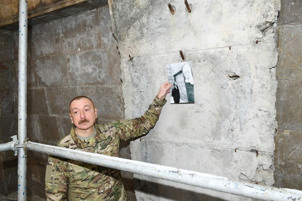 Prezident İlham Əliyev və birinci xanım Mehriban Əliyeva Şuşa şəhərində olublar (FOTO/VİDEO) (YENİLƏNİB)