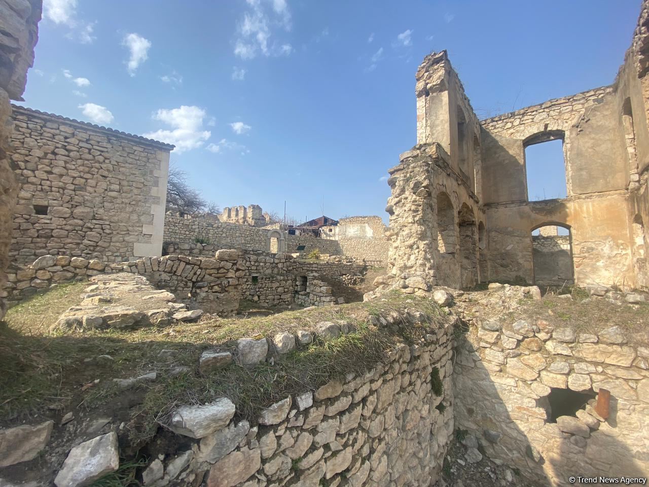 Bu, heç bir sözlə ifadə edilə bilməyəcək Qələbədir - Tuğlular Prezidentin Xocavənd səfəri barədə (FOTO/VİDEO)