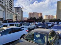 Bakının mərkəzində uzun tıxac yaranıb (FOTO/VİDEO)