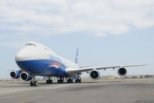 Azərbaycana daha 500 min vaksin gətirilib (FOTO/VİDEO)