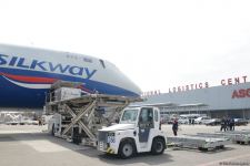 Azərbaycana daha 500 min vaksin gətirilib (FOTO/VİDEO)
