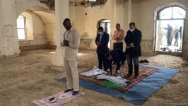 İƏT nümayəndələri Ağdam məscidində namaz qılıblar (FOTO/VİDEO)