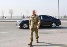 Prezident İlham Əliyev Bakıda Hərbi Qənimətlər Parkının açılışında iştirak edib (YENİLƏNİB - 2) (FOTO/VİDEO)