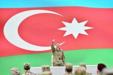 Prezident İlham Əliyev Bakıda Hərbi Qənimətlər Parkının açılışında iştirak edib (YENİLƏNİB - 2) (FOTO/VİDEO)