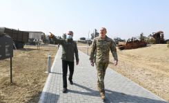Prezident İlham Əliyev Bakıda Hərbi Qənimətlər Parkının açılışında iştirak edib (YENİLƏNİB - 2) (FOTO/VİDEO)