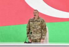 Prezident İlham Əliyev Bakıda Hərbi Qənimətlər Parkının açılışında iştirak edib (YENİLƏNİB - 2) (FOTO/VİDEO)