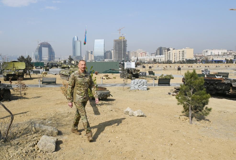 Prezident İlham Əliyev Bakıda Hərbi Qənimətlər Parkının açılışında iştirak edib (YENİLƏNİB - 2) (FOTO/VİDEO)