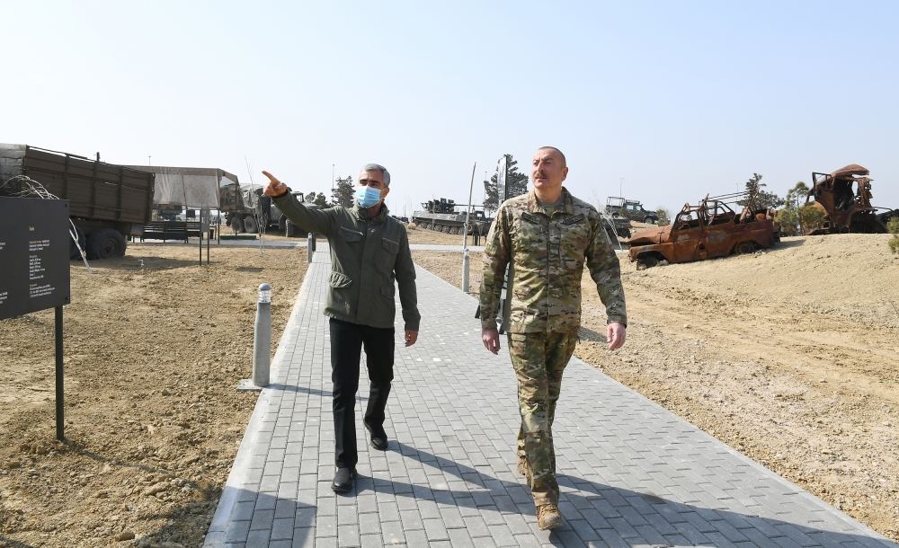 Prezident İlham Əliyev Bakıda Hərbi Qənimətlər Parkının açılışında iştirak edib (YENİLƏNİB - 2) (FOTO/VİDEO)