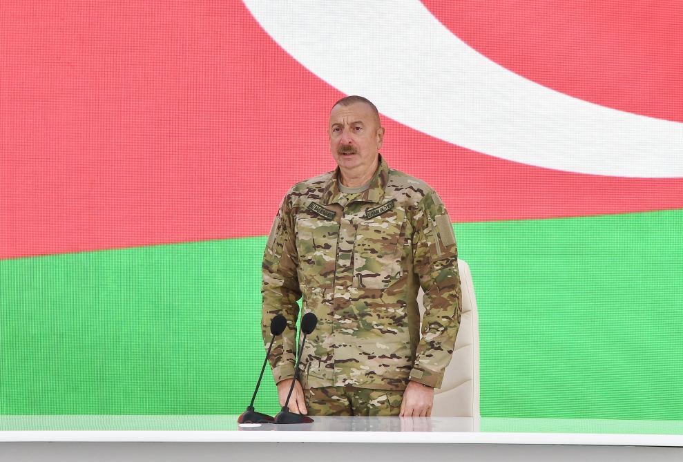 Prezident İlham Əliyev Bakıda Hərbi Qənimətlər Parkının açılışında iştirak edib (YENİLƏNİB - 2) (FOTO/VİDEO)