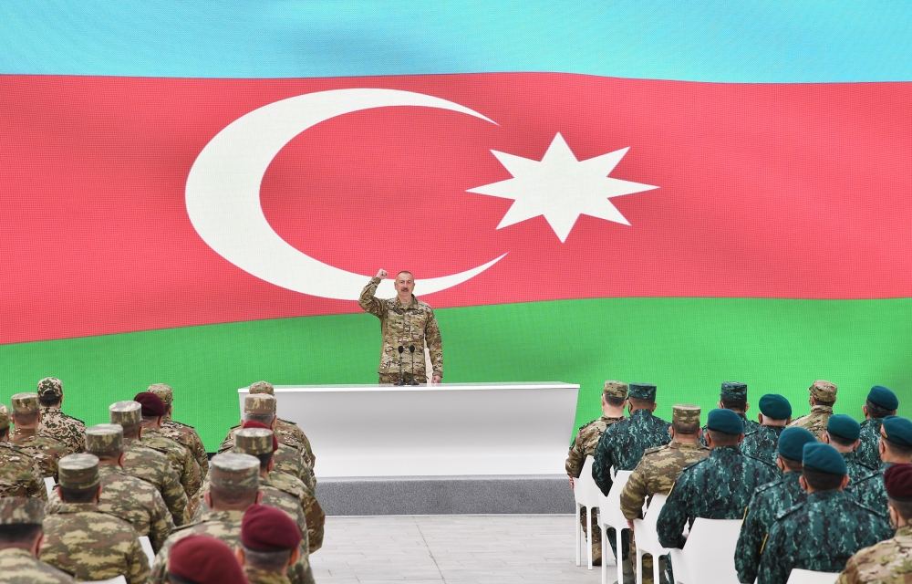 Prezident İlham Əliyev Bakıda Hərbi Qənimətlər Parkının açılışında iştirak edib (YENİLƏNİB - 2) (FOTO/VİDEO)