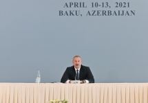 Prezident İlham Əliyev ADA Universitetində keçirilən konfransda çıxış edib (FOTO/VİDEO) (YENİLƏNİB)