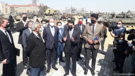 Dünyanın aparıcı beyin mərkəzlərinin nümayəndələri Hərbi Qənimətlər Parkına gəlib (FOTO)