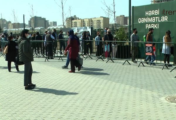 Hərbi Qənimətlər Parkına axın edən paytaxt sakinləri: Ölkəmizlə bir daha qürur duyduq - Trend TV-nin REPORTAJI