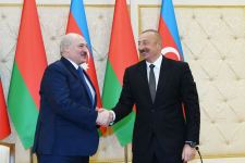 Azərbaycan və Belarus prezidentləri mətbuata bəyanatlarla çıxış ediblər (FOTO) (YENİLƏNİB)