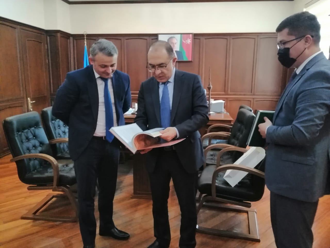 AzTV ilə Özbəkistanın TV jurnalistləri arasında təcrübə mübadiləsi aparılacaq (FOTO)