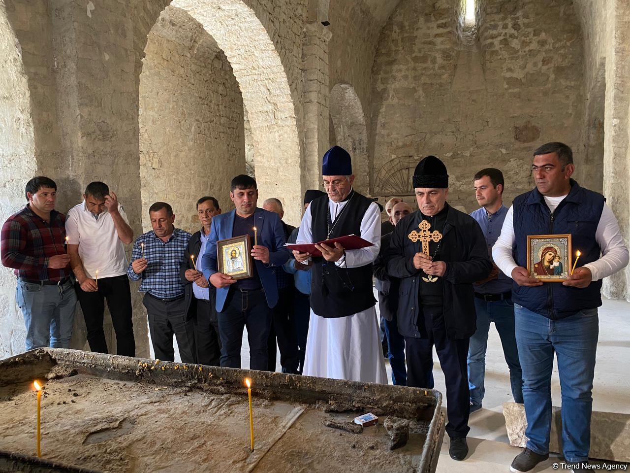 Alban-Udi xristian dini icmasının üzvləri Tuğdakı qədim alban məbədində  – Trend TV-nin REPORTAJI